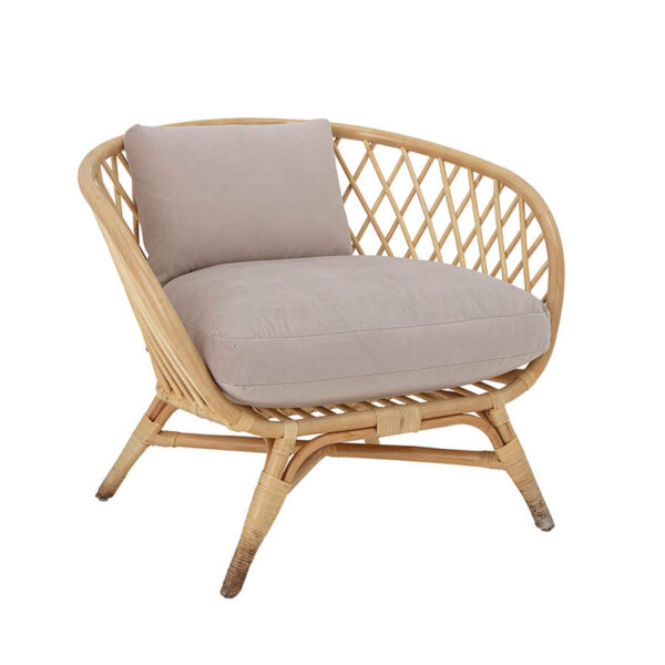 Rattan fotel ülőpárnával skandináv design