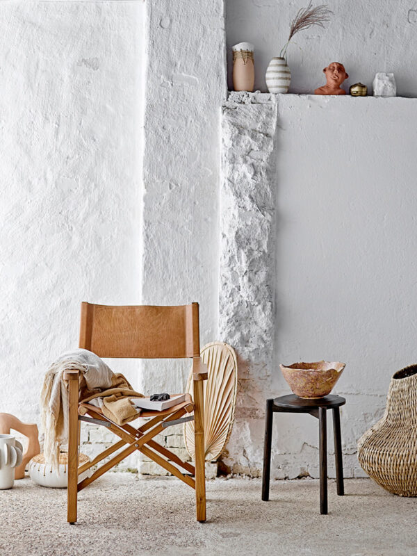 Bőr étkezőszék tikfa vázon összecsukható szék skandináv stílus