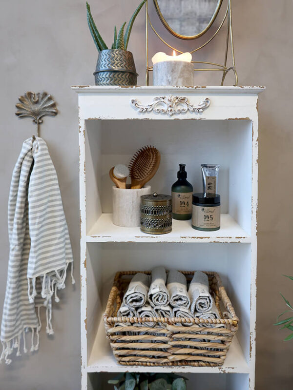 Fehér vintage fali polc három polccal shabby chic