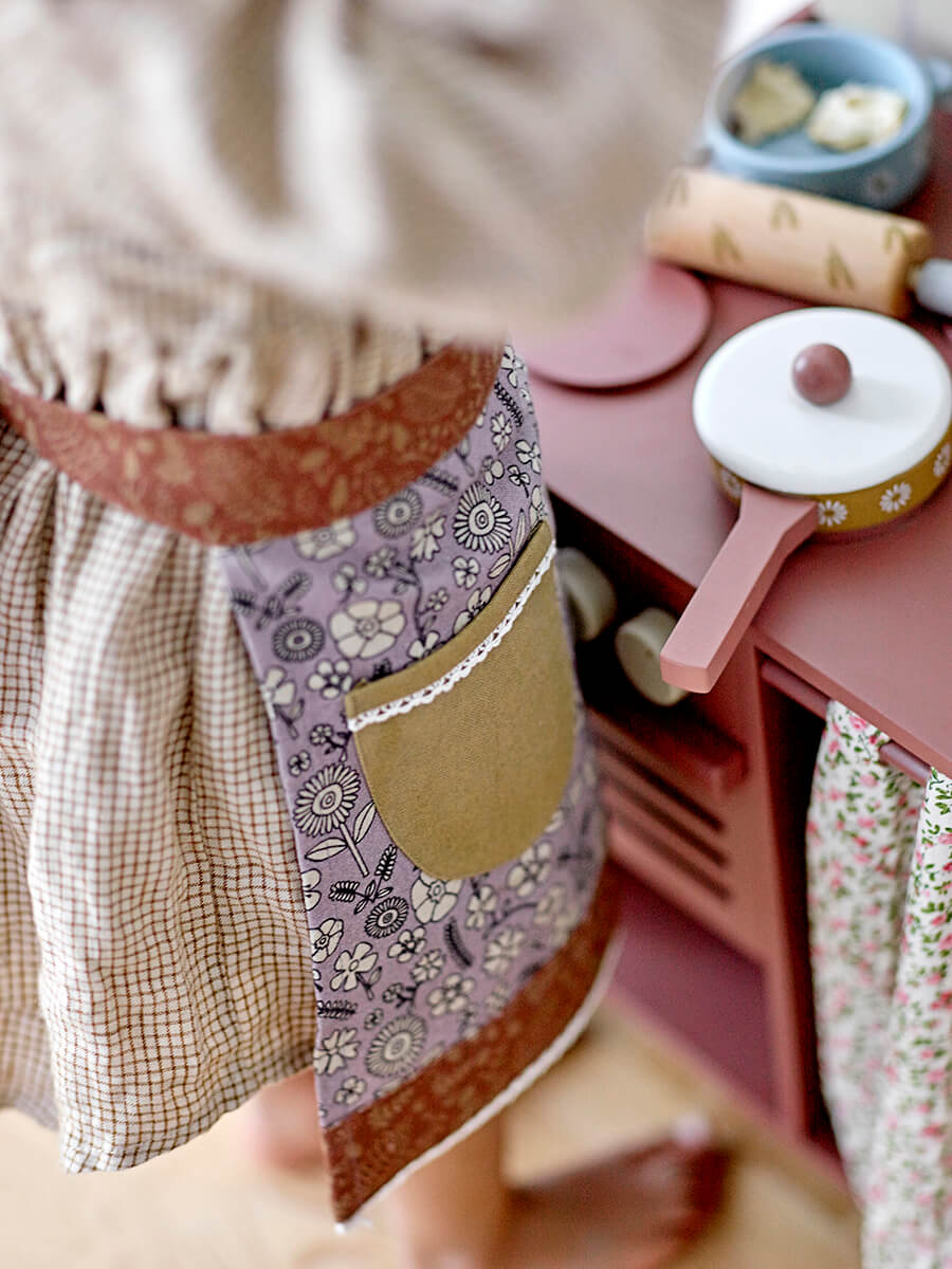 Játék tűzhely mosogatóval skandináv gyerekszoba