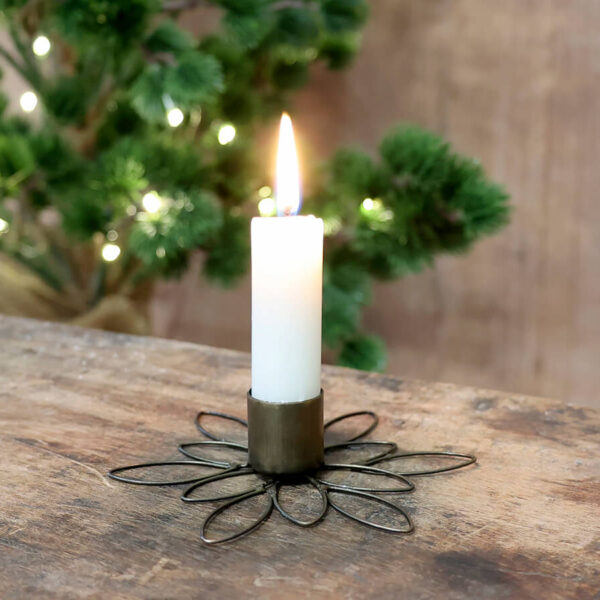 Gyertyatartó virág