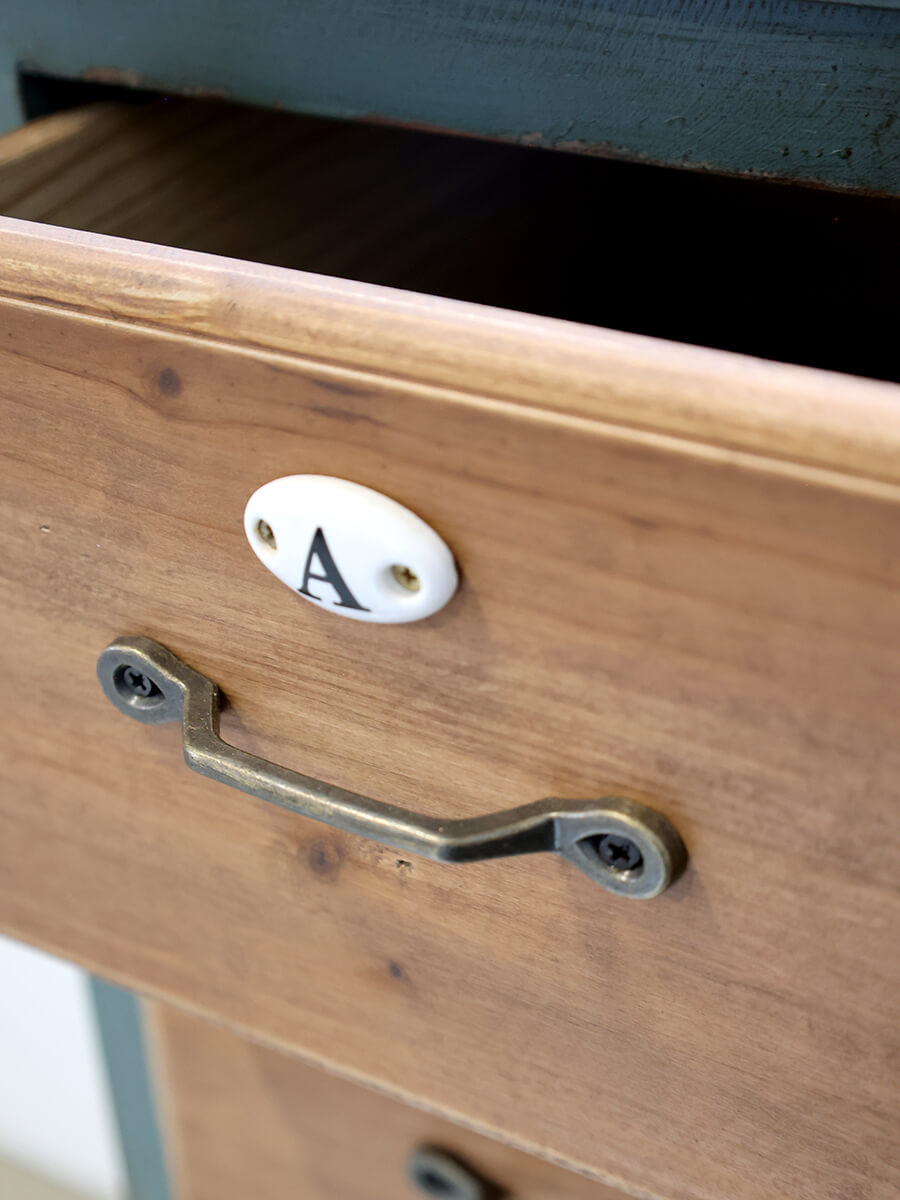 Fenyő tálalószekrény - Image 4