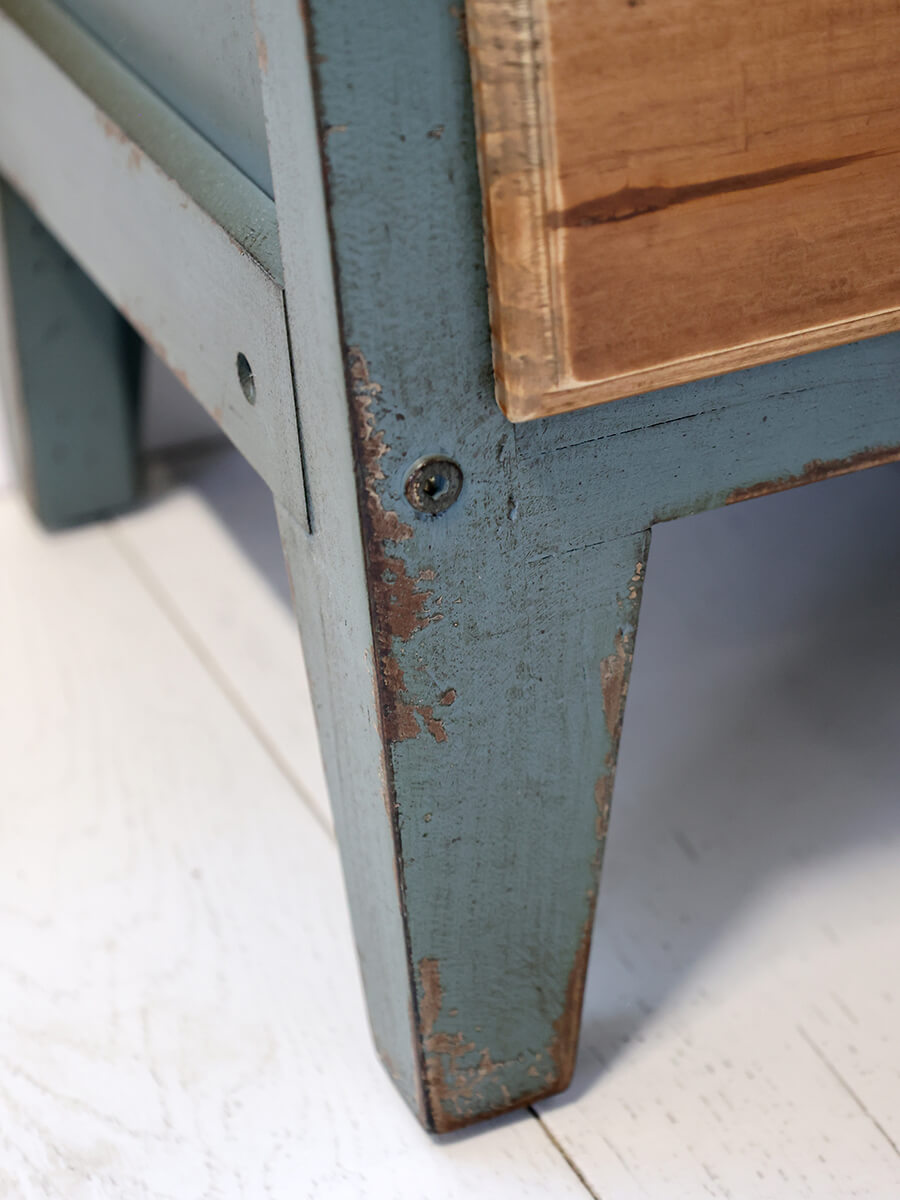 Fenyő tálalószekrény - Image 5