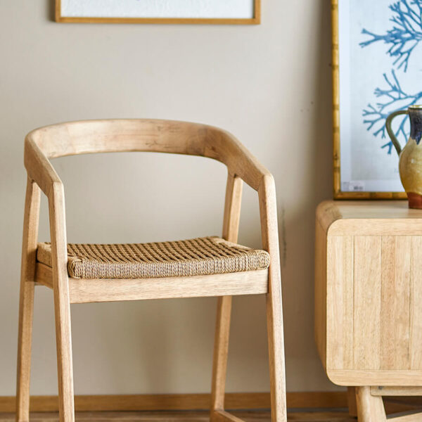 Natúr fa étkezőszék minimalista skandináv stílusban Bloomingville