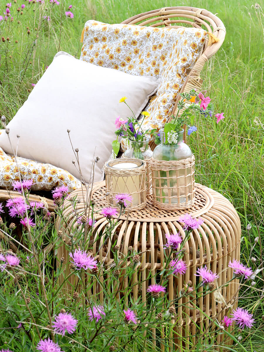 Rattan kerti asztal kör alakú dohányzóasztal Chic Antique