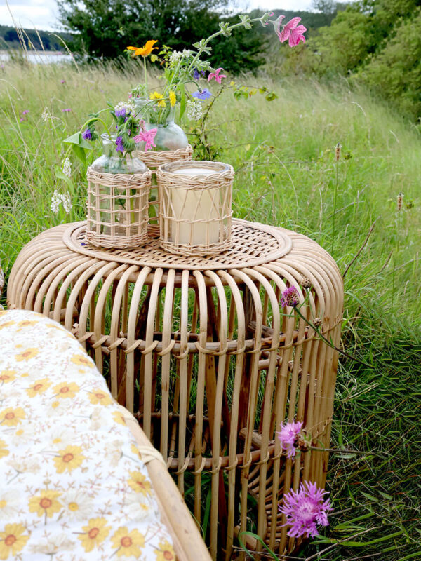 Rattan kerti asztal kör alakú dohányzóasztal Chic Antique