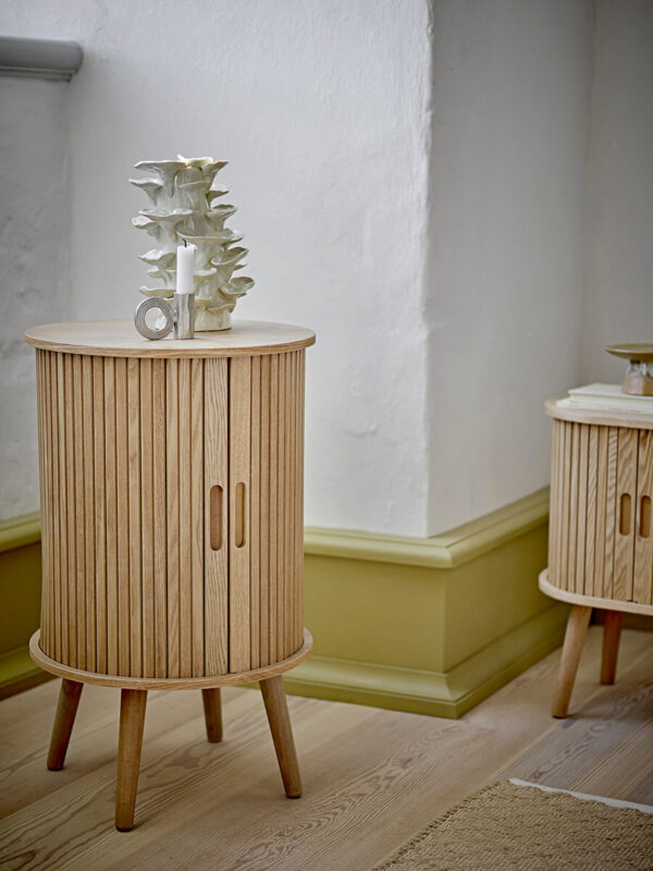 Kisszekrény minimalista skandináv stílusban Bloomingville