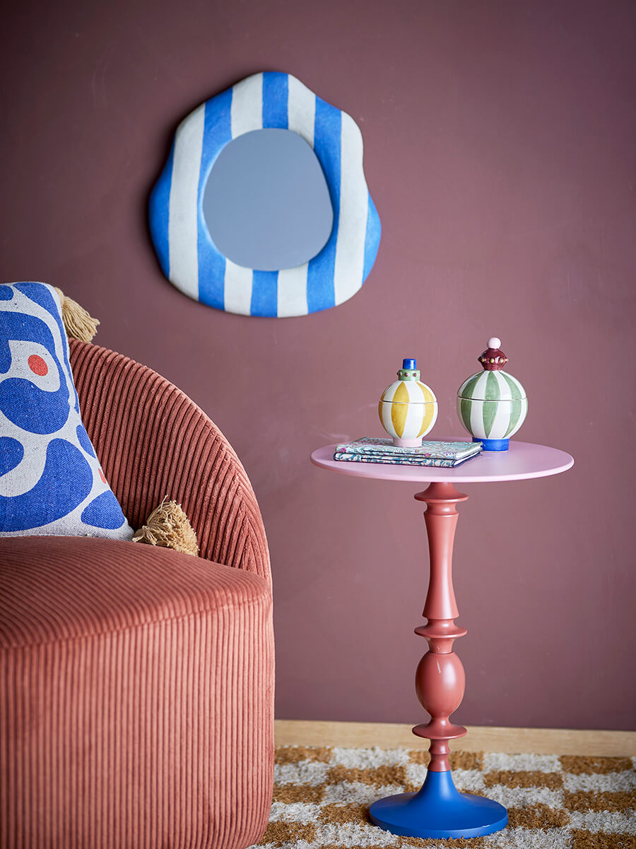 Annan piros fém kisasztal - Image 2