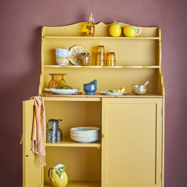 libby-sarga-talaloszekreny-82065103-02