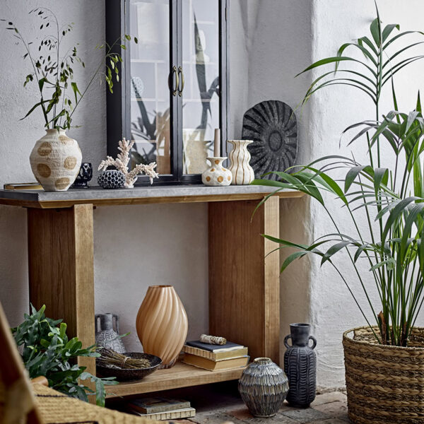 Riva fenyő konzolasztal fémlemez asztallappal